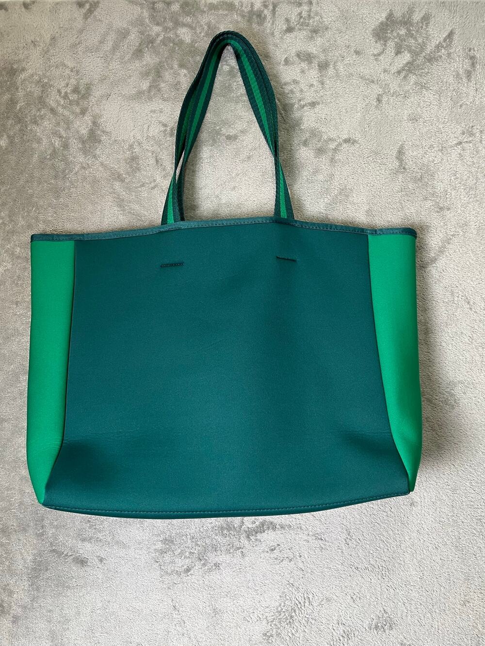 SUMMERSALT Seaglass Seaweed Green Neoprene Waterproof Beach Tote Bag